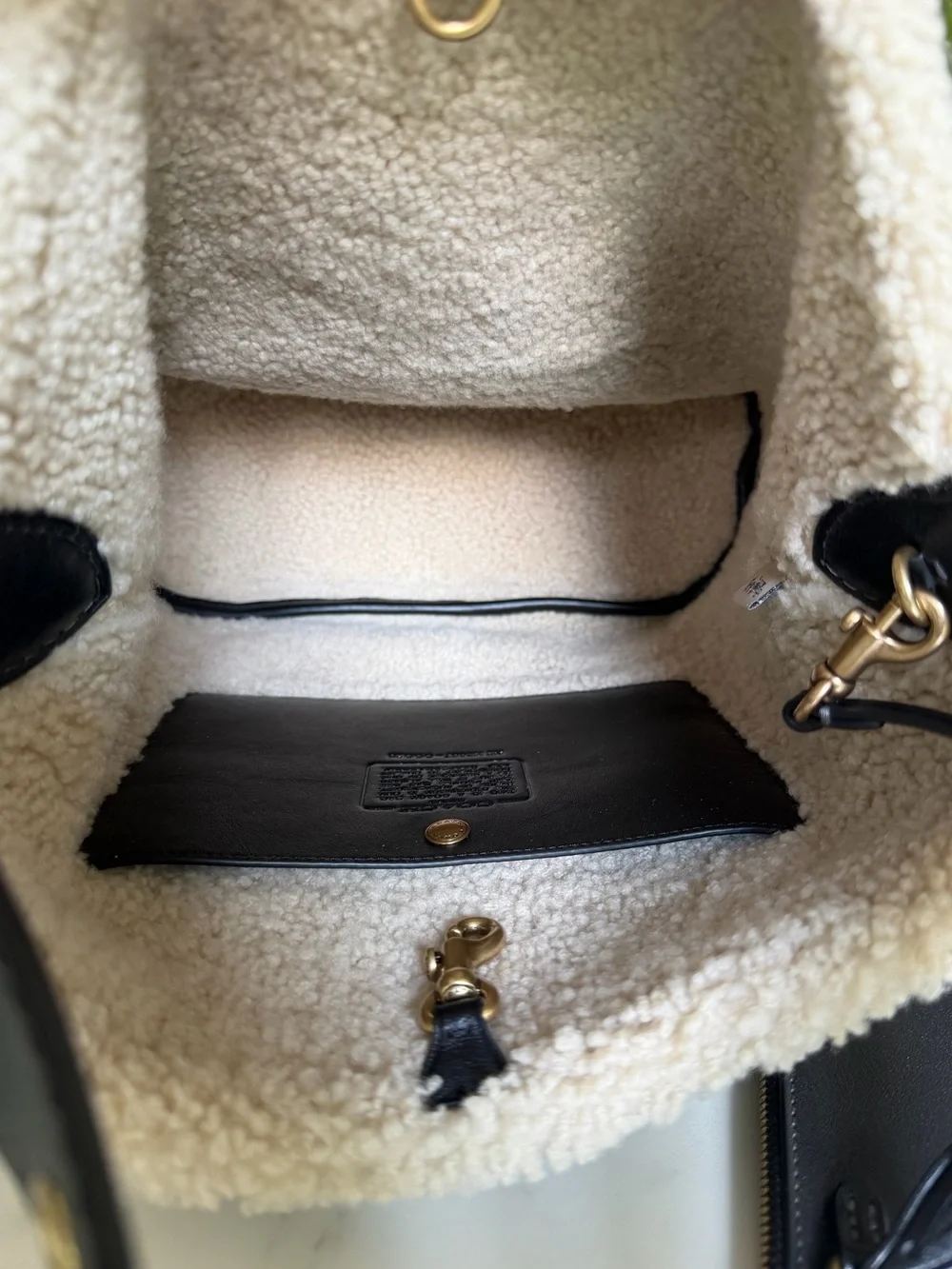 Coach Bleecker Bucket Bag In Shearling Brass Black Natural Leather CCC28